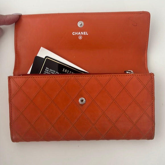 Chanel Caviar wallet - Picture 3 of 7